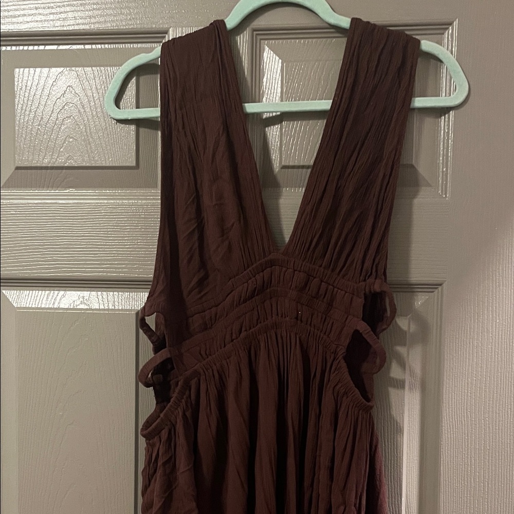 Brown Sleeveless Dress